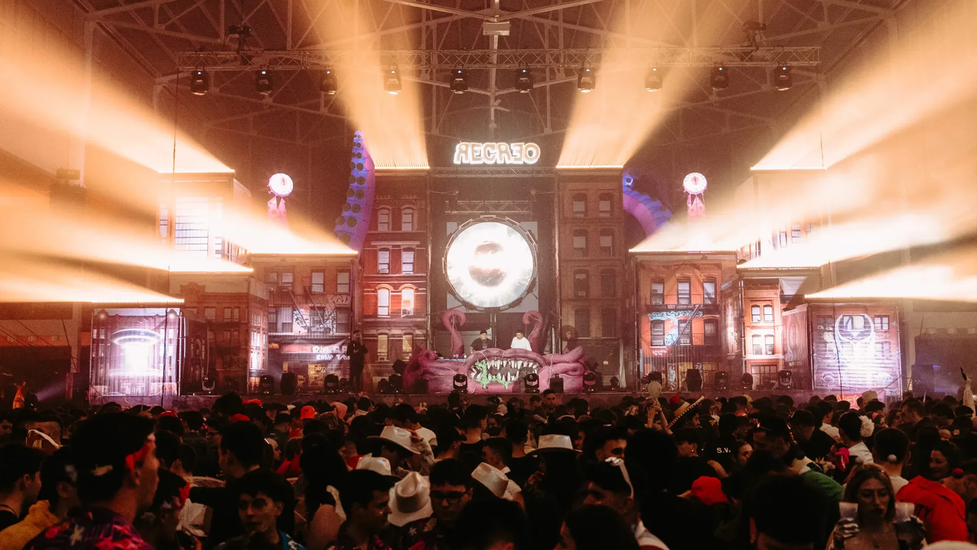 Invasion-6o-Aniv_6 fiesta invasión recreo