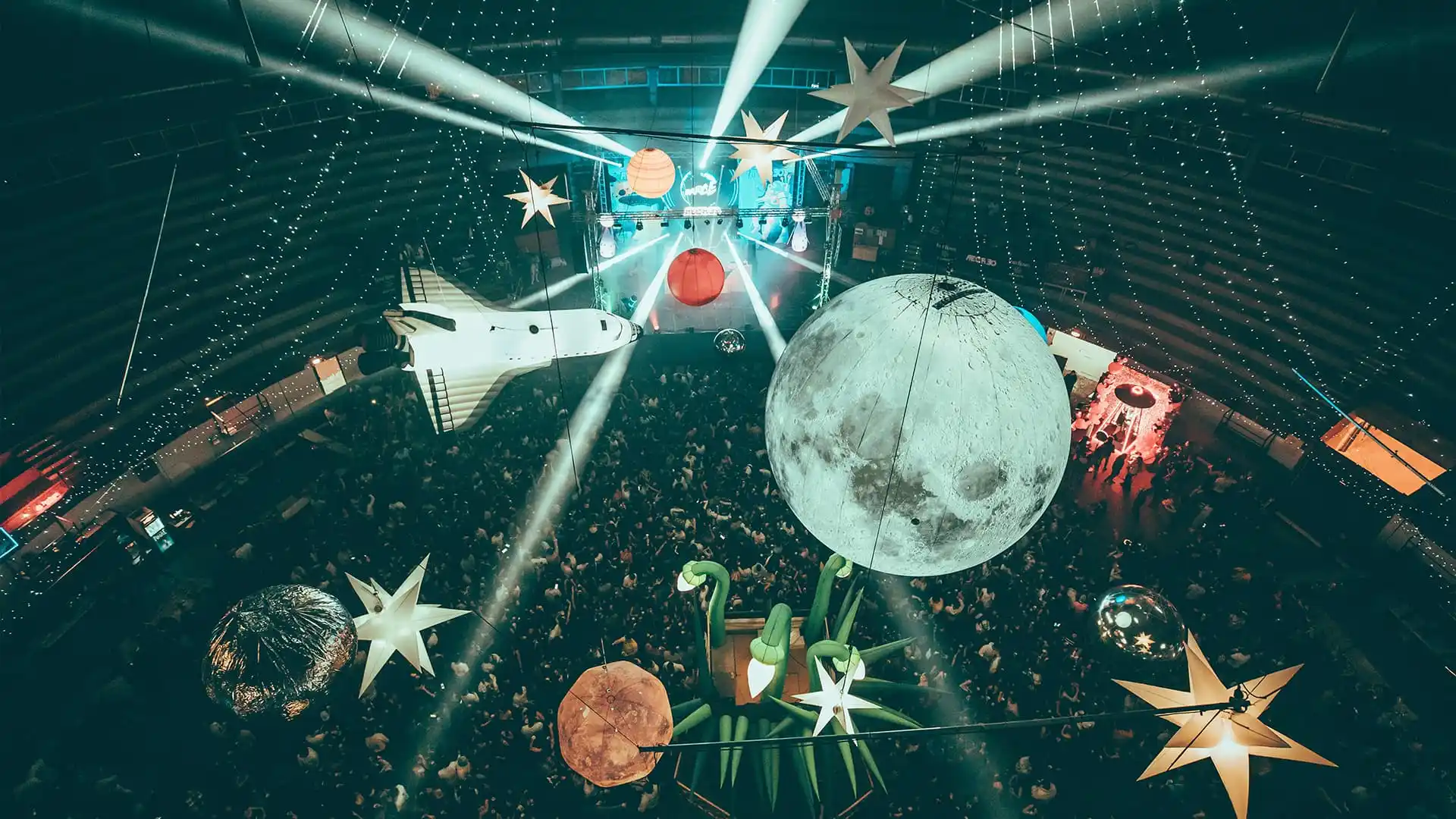 fiesta temática espacial recreo